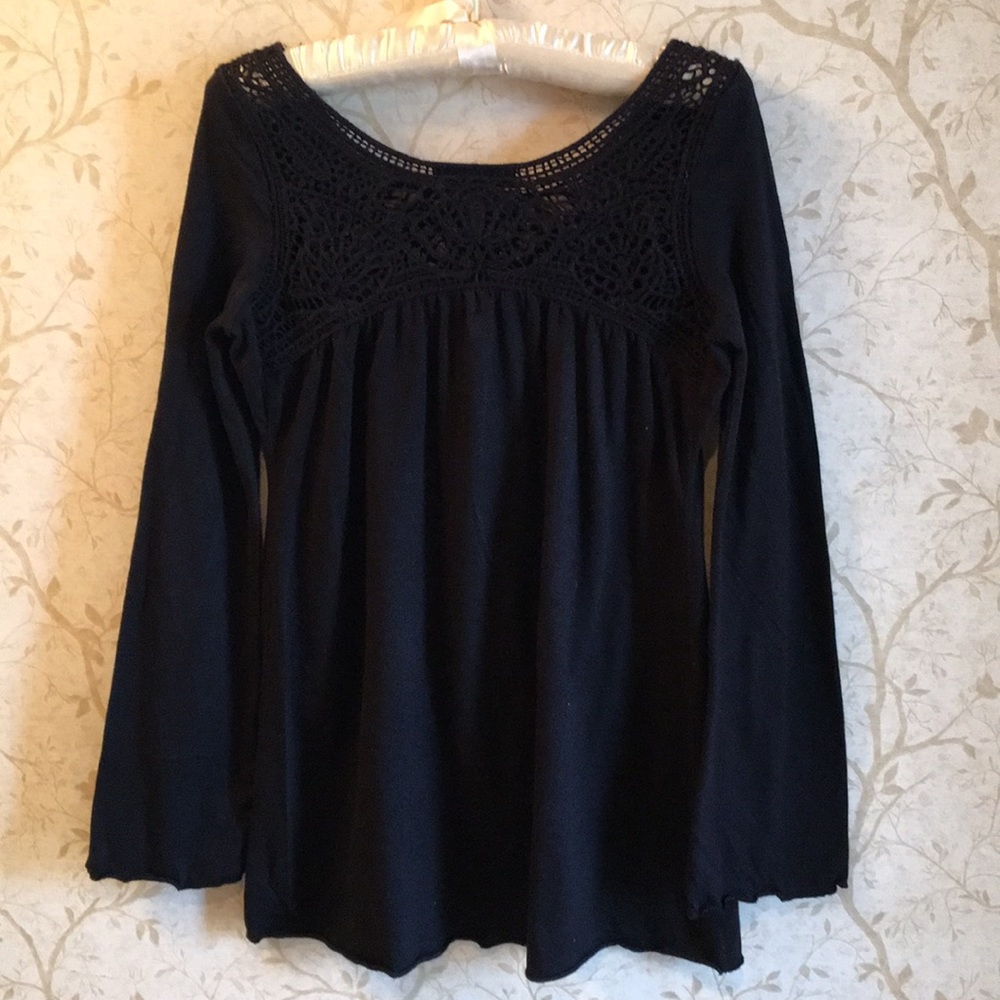 Top - Picture 2 of 2